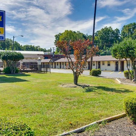 Scottish Inns Collinsville - Martinsville 外观 照片
