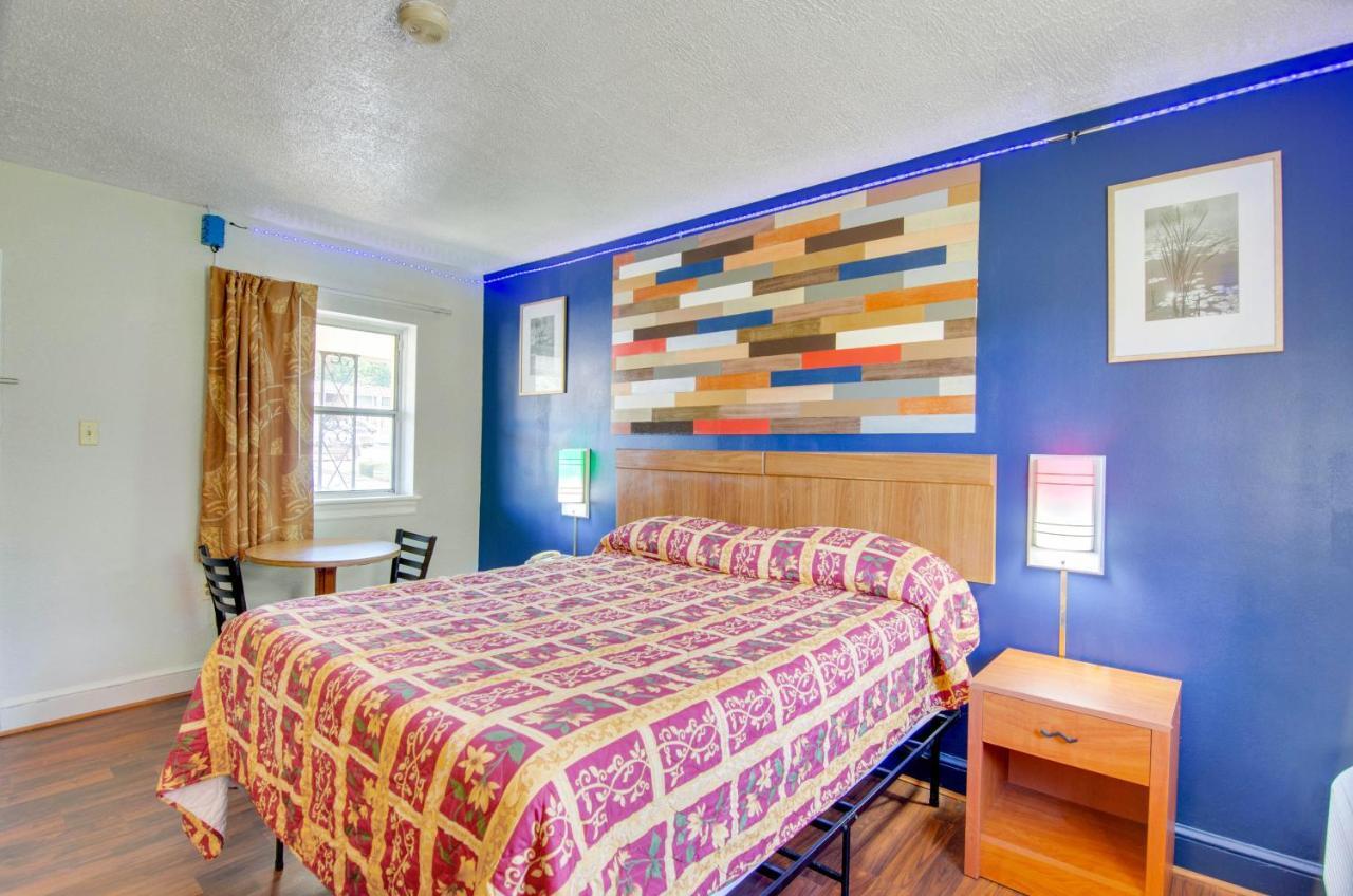 Scottish Inns Collinsville - Martinsville 外观 照片